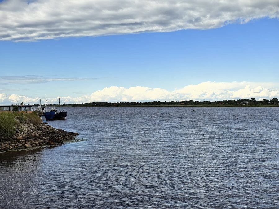 Der Wolchow in Novaya Ladoga, Leningrader Oblast, Russland