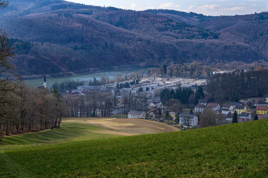 Gartenstadt I in Puchenau mit Donau und Kürnbergerwald