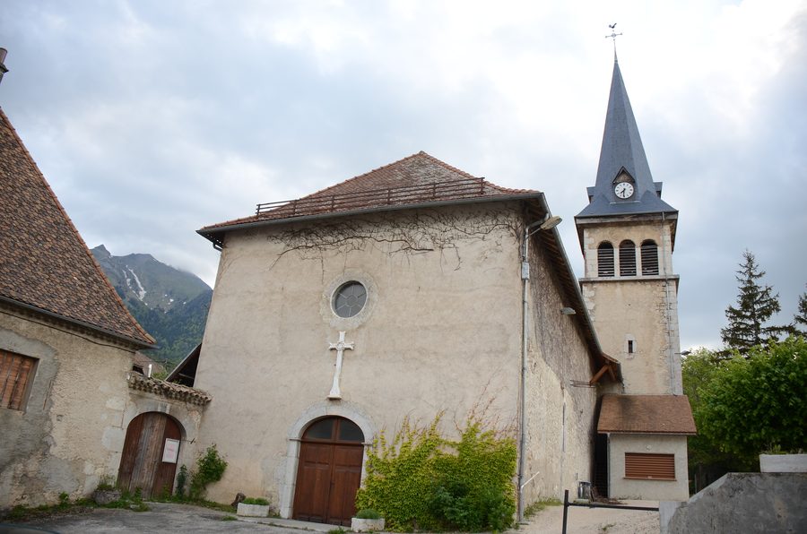 Kirche von Lalley nahe dem Col de la Croix-Haute