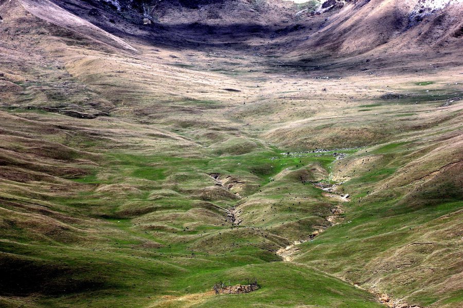 File:Mountain slope near Kuzun Shahdagh National Park WDPA ID 555549400.jpg