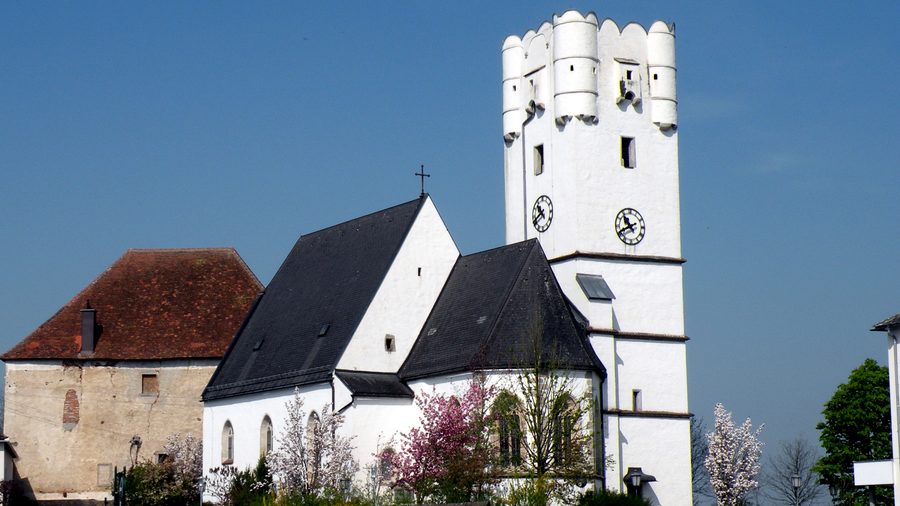 Schloss und Kirche Arbing im Bezirk Perg