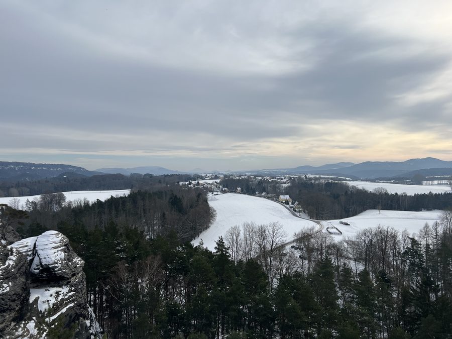 Die Siedlung Waltersdorf in Bad Schandau, gesehen vom Gamrig