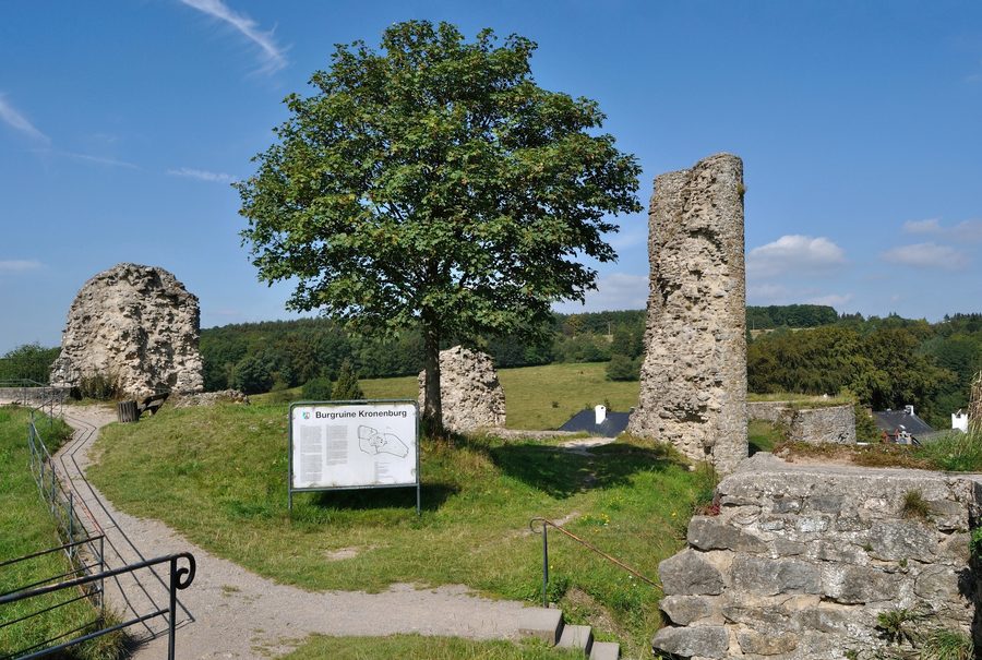 Ruine der Burg Kronenburg in Kronenburg