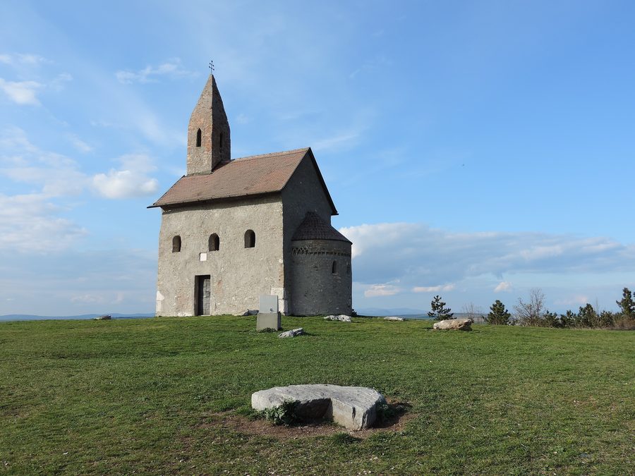 St.-Michael-Kirche in Dražovce bei Nitra