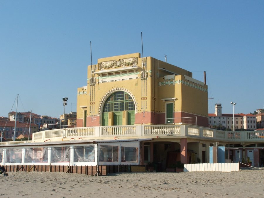 Strand d’Oro im Ortsteil Porto Maurizio von Imperia