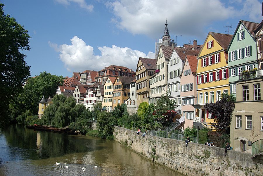 Historische Neckarfront von Tübingen am Neckar