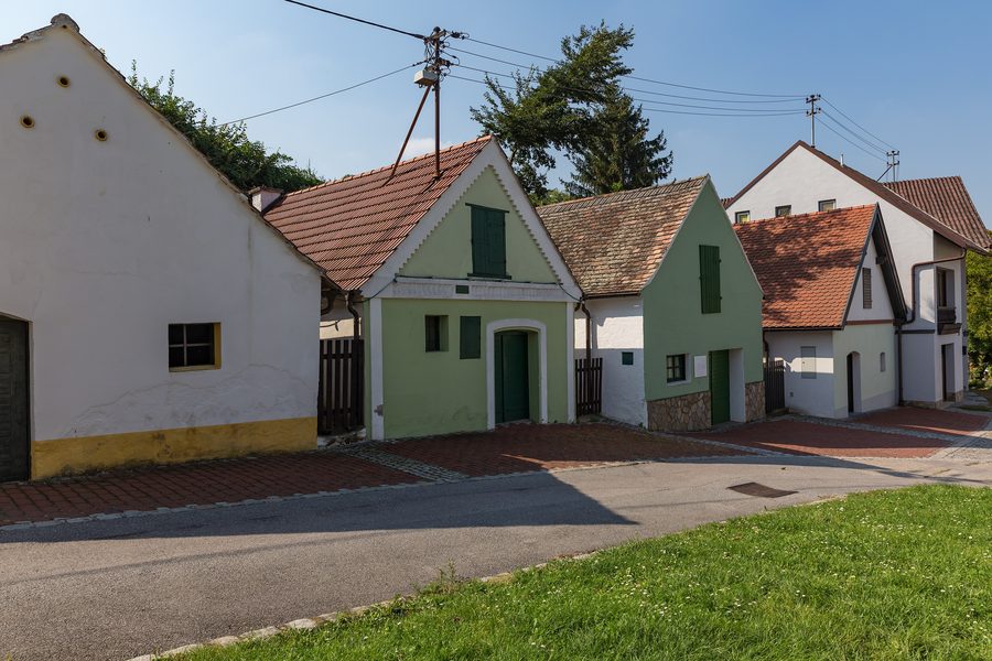 Kellergasse im Weinviertel