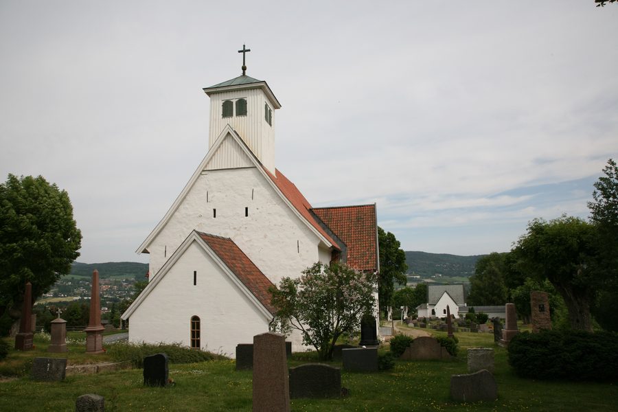 Frogner Kirche in Lier, Buskerud, Norwegen