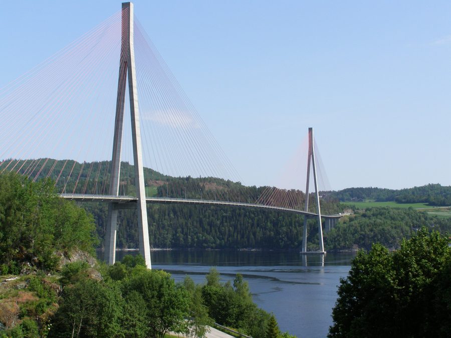 Skarnsund Bridge crossing Skarnsundet in Norway