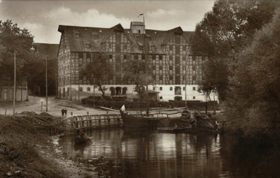 Historische Ansicht des Hafens an der Pasłęka in Braniewo