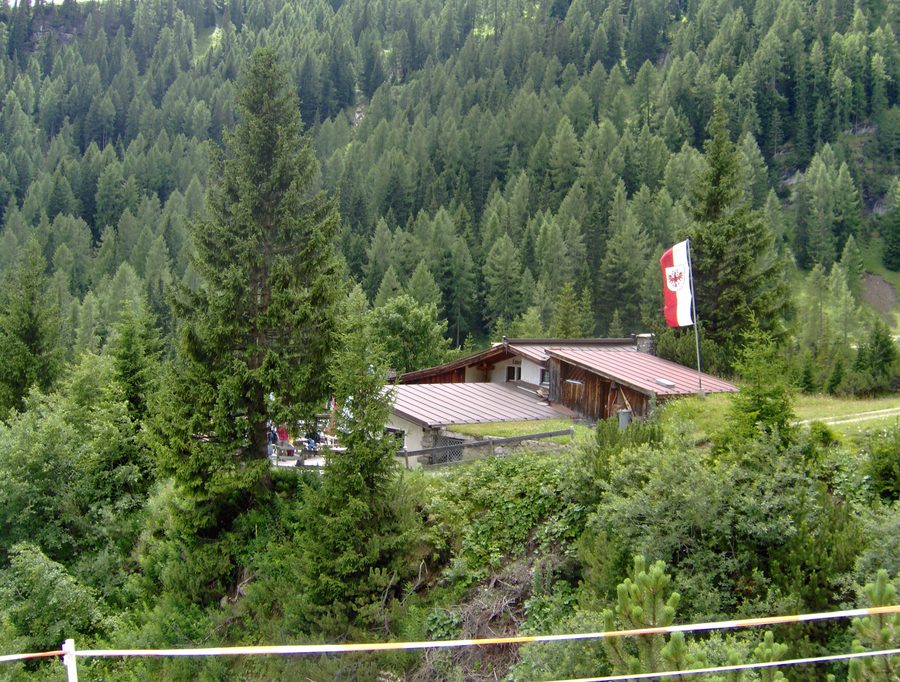 Latschenhütte in den Lechtaler Alpen nahe Hoch-Imst bei Imst