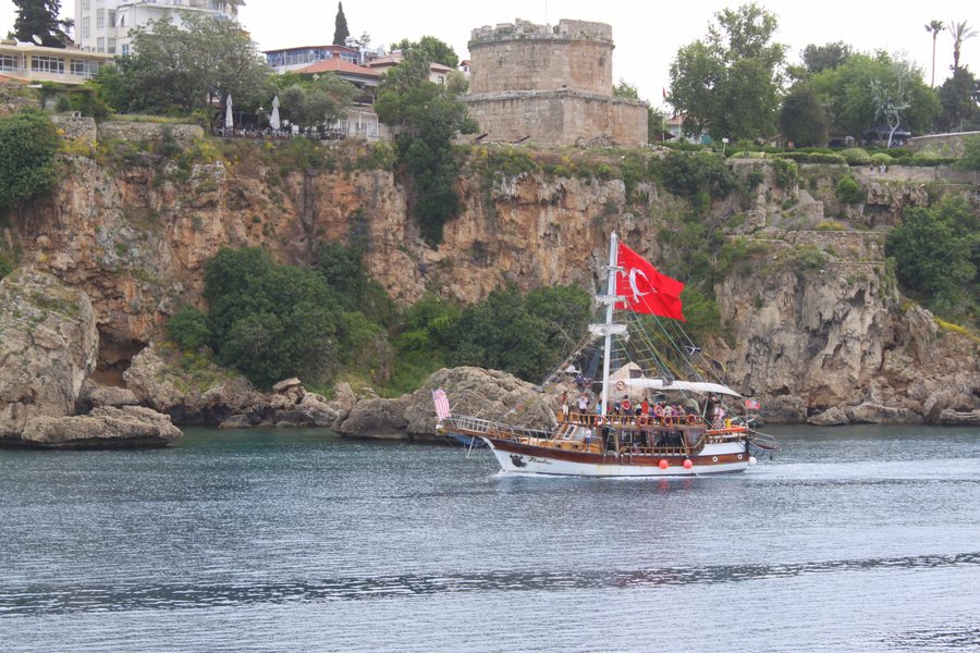 Straßenszene im Viertel Kılınçarslan in Muratpaşa, Antalya