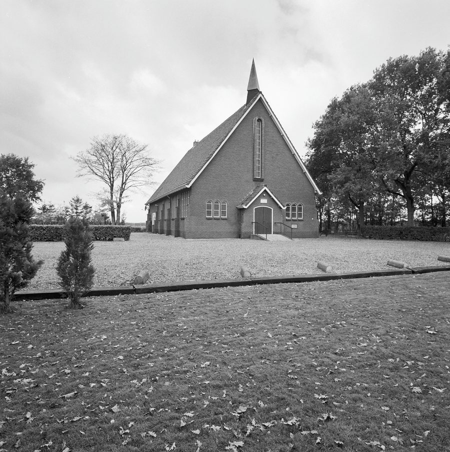 Außenansicht der reformierten Kirche in Drijber bei Wijster