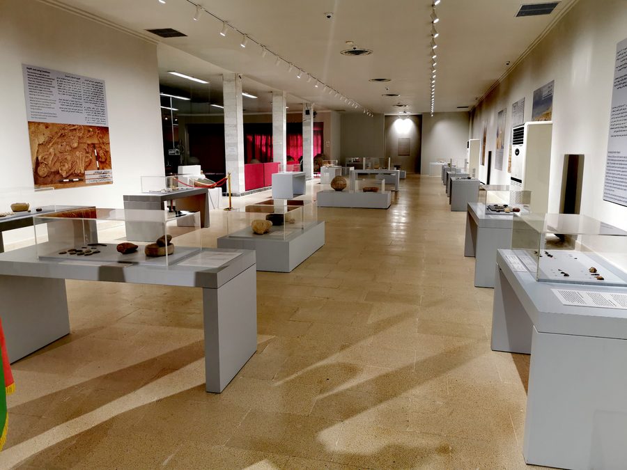 Prähistorische Galerie im Sulaymaniyah Museum während ihrer offiziellen Eröffnung