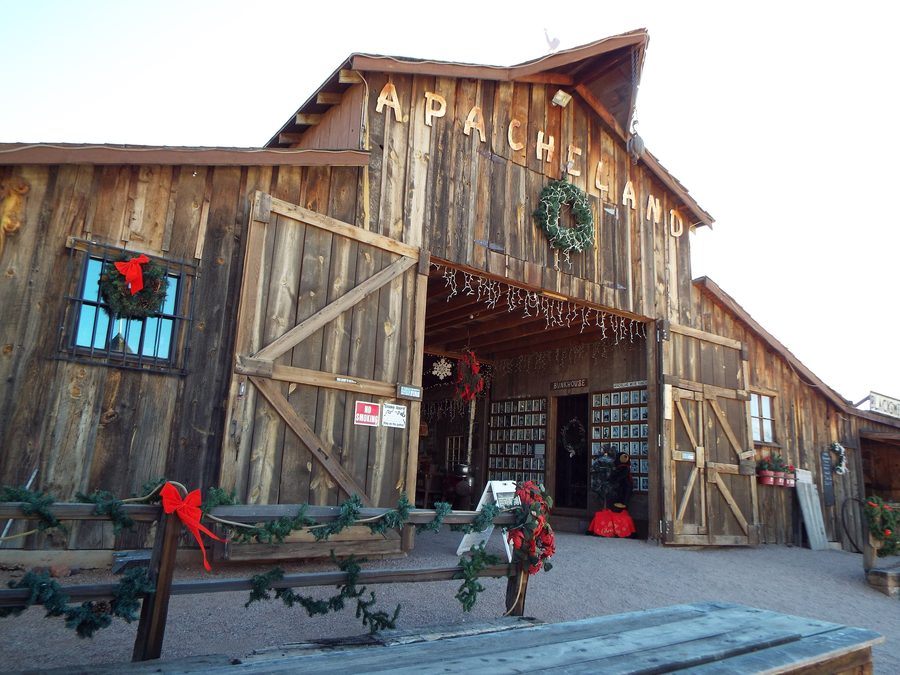 Audie Murphy Barn auf dem Gelände des Superstition Mountain Museum in Apache Junction, Arizona