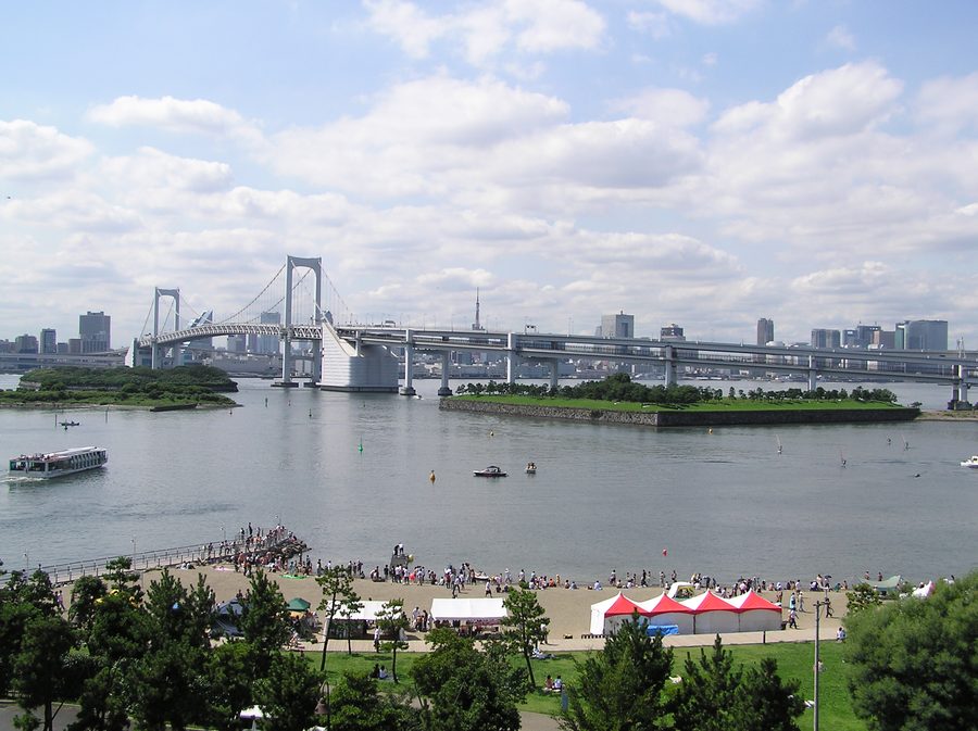 Rainbow Bridge in Odaiba, Tokio