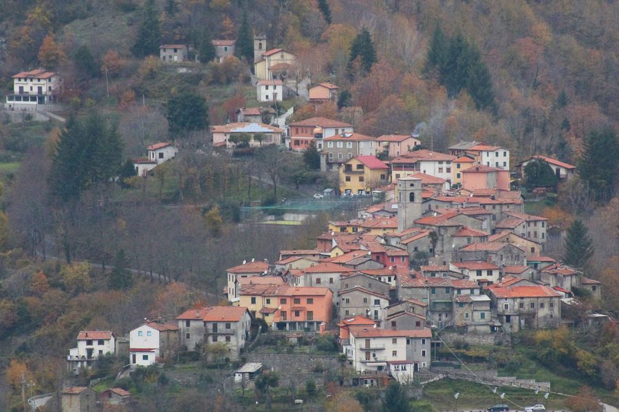 Panorama von Vergemoli in der Gemeinde Fabbriche di Vergemoli in der Garfagnana