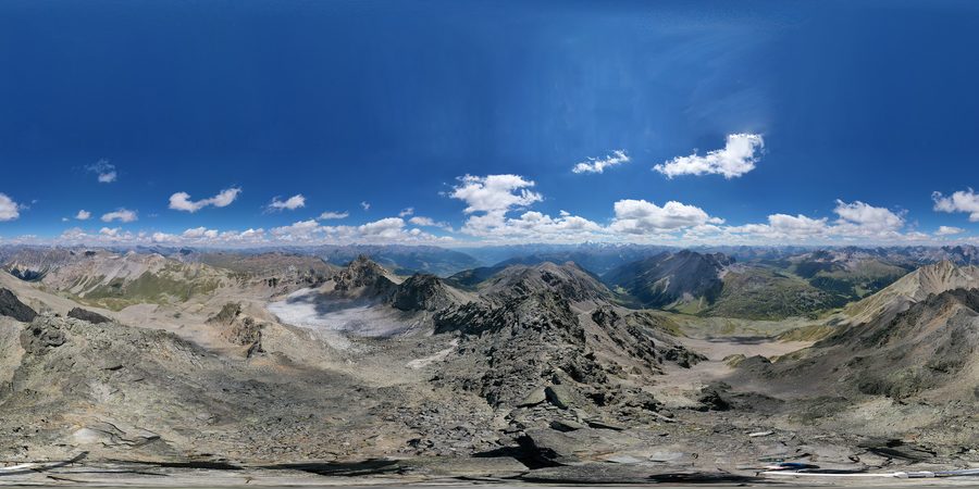 Alpine Berglandschaft im Umfeld von Taufers im Münstertal
