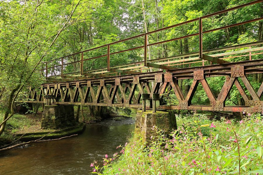 Brücke über die Prims bei Wadern-Dagstuhl der stillgelegten Primstalbahn