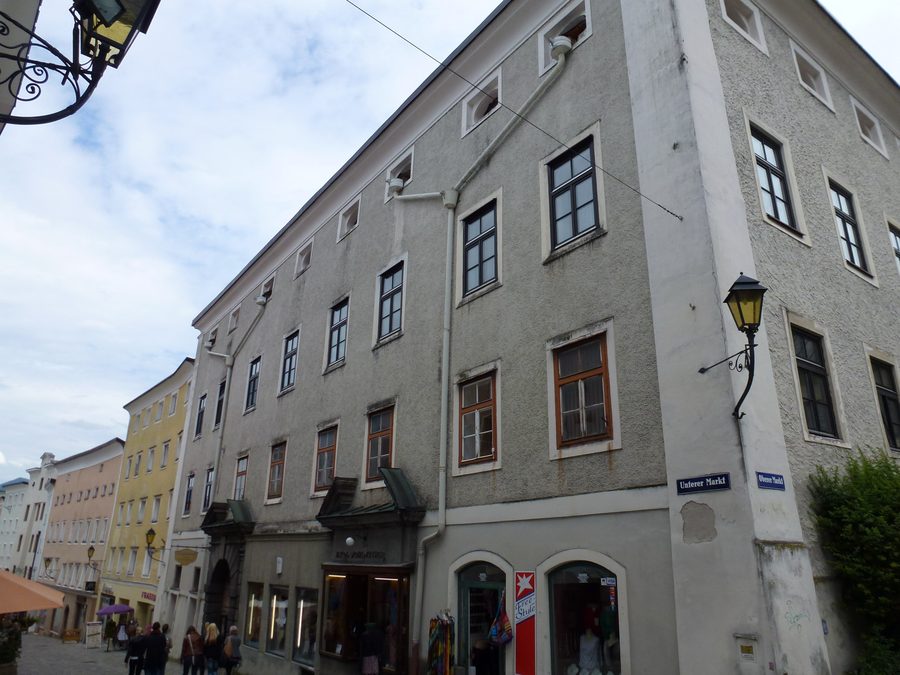 Historisches Gebäude am Unteren Markt in Hallein