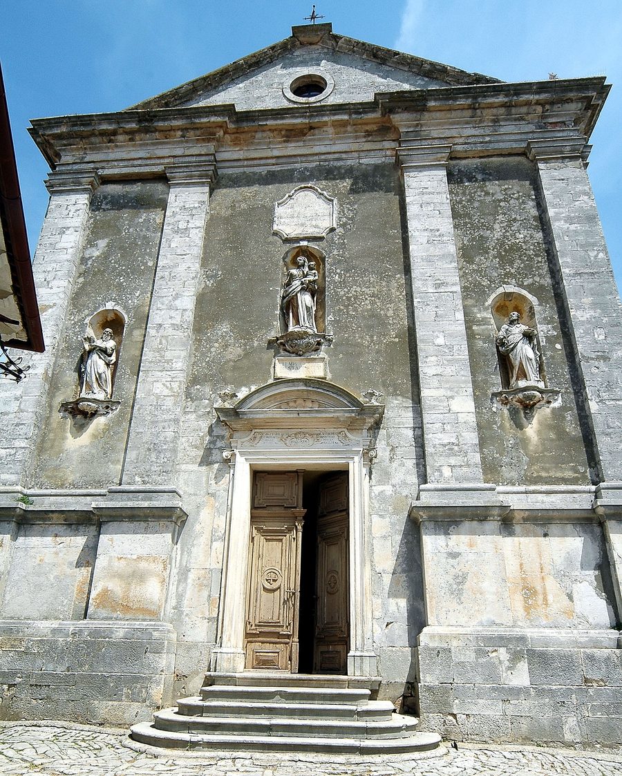 Pfarrkirche von Tinjan in Istrien