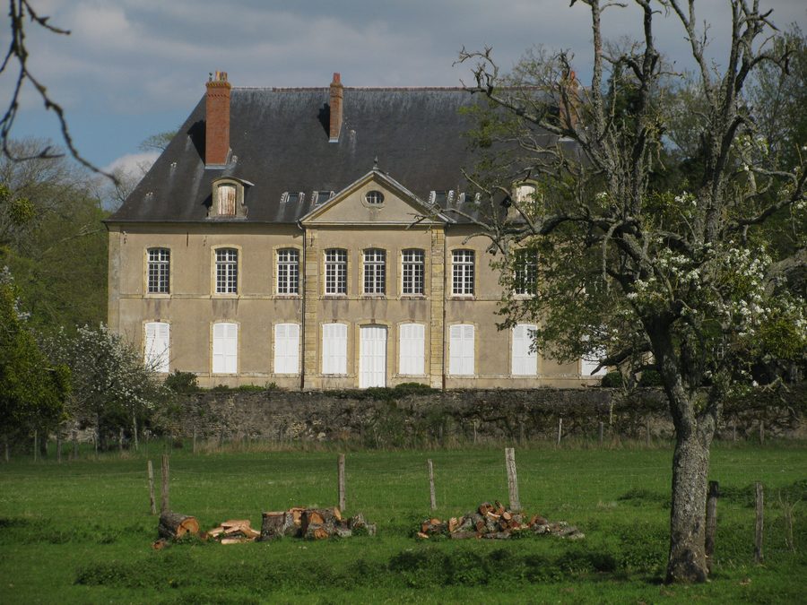Château de Sermoise-sur-Loire dans la Nièvre, en France