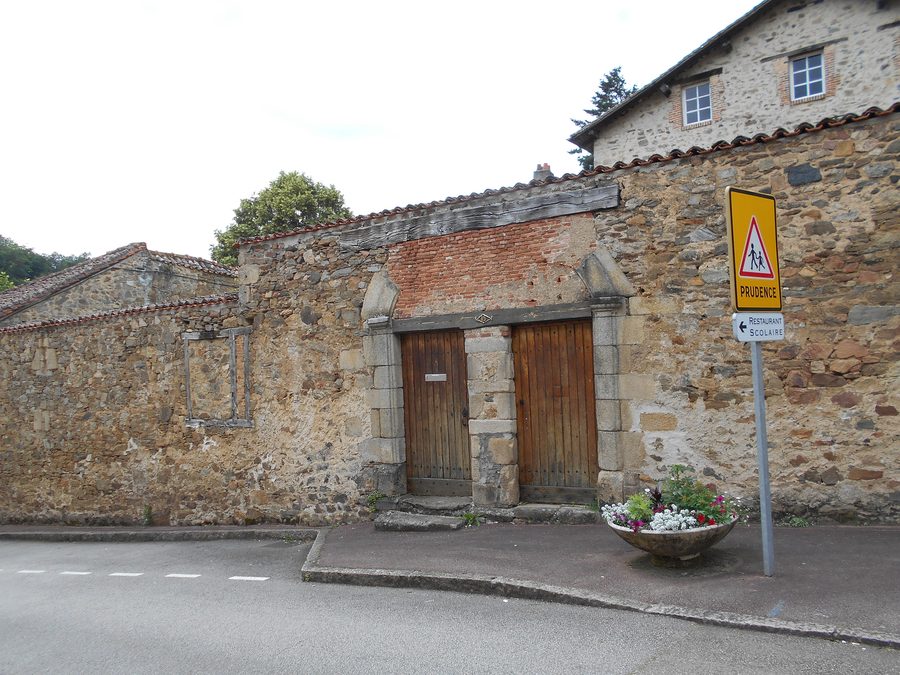 Ansicht von Solignac im französischen Département Haute-Vienne