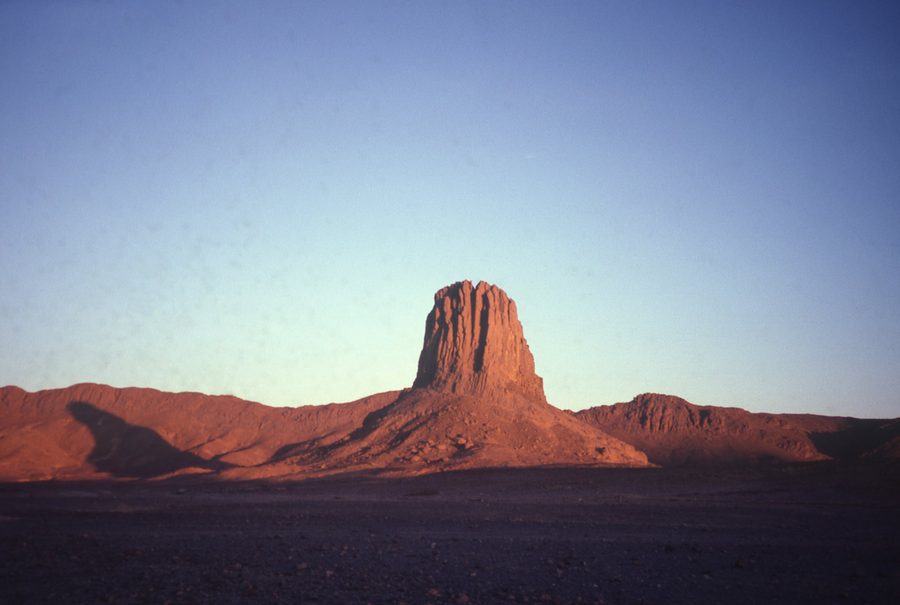 Felslandschaft im Ahaggar in der algerischen Sahara