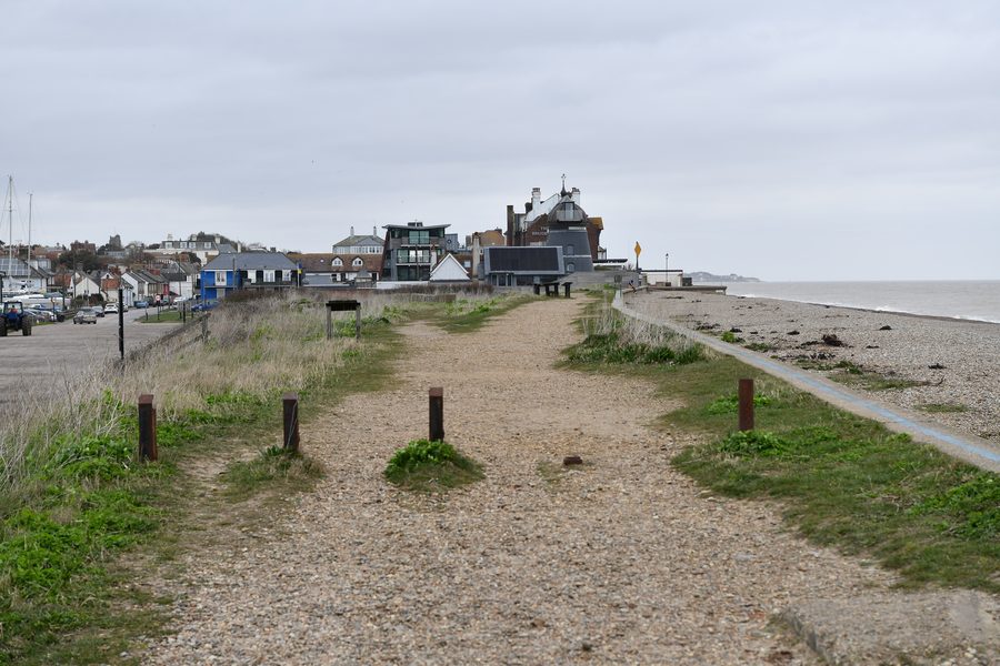 Blick vom Parkplatz auf Aldeburgh und die Küste