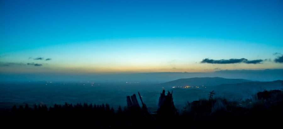 Sonnenaufgang über den Ballyhoura Mountains im County Limerick, Irland