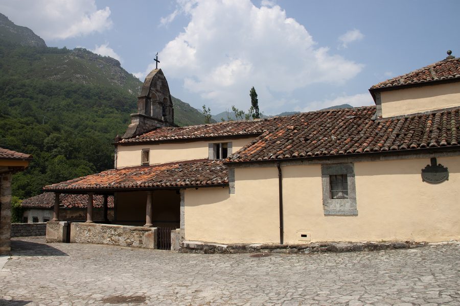 Ansicht von Ricabo in der Gemeinde Quirós, Asturien, Spanien