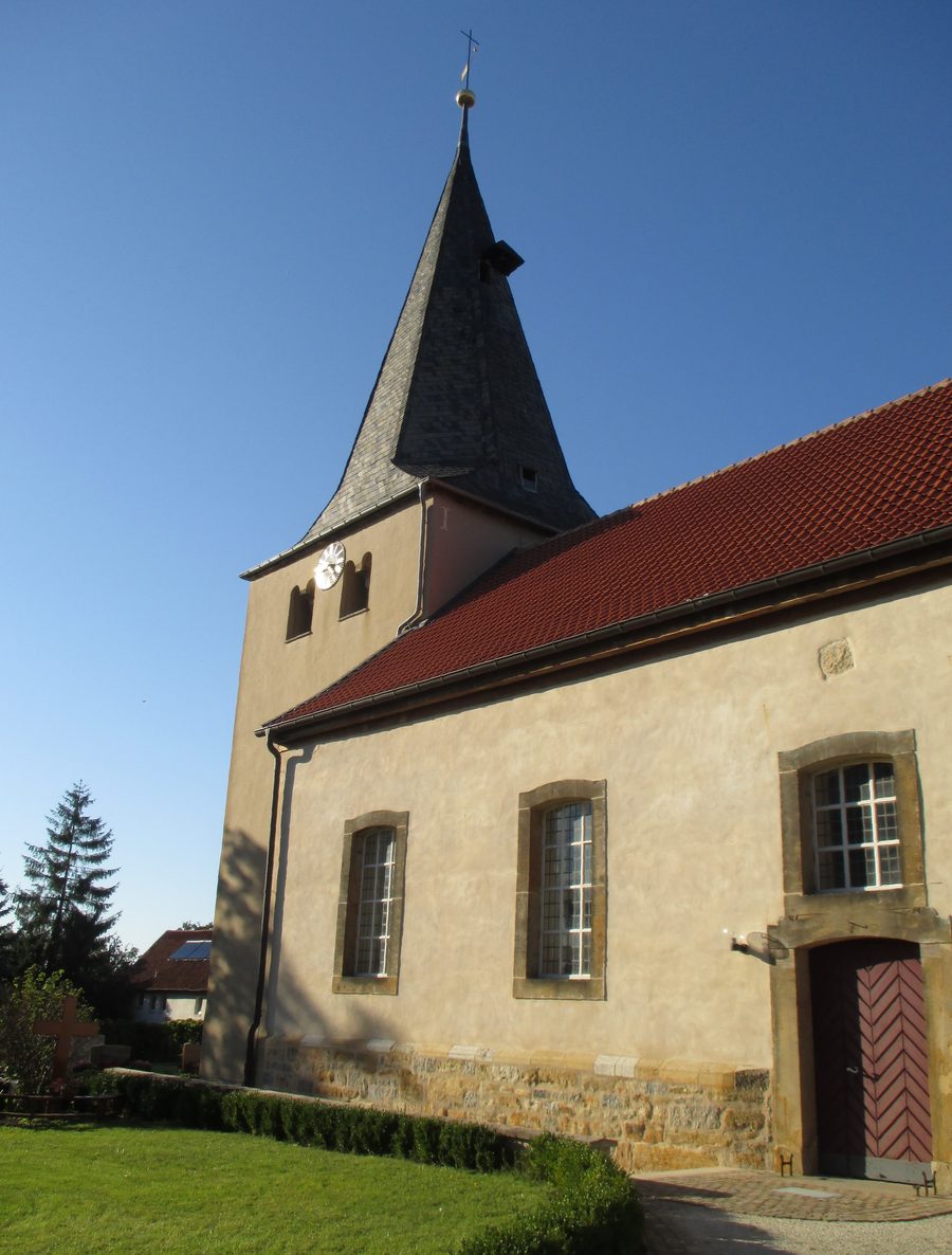 Kirche in Groß Himstedt, Gemeinde Söhlde