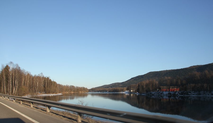 Die Drammenselva im Raum Nedre Eiker westlich von Drammen