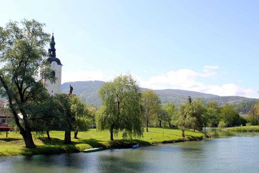 Die Krka in Kostanjevica na Krki, Slowenien