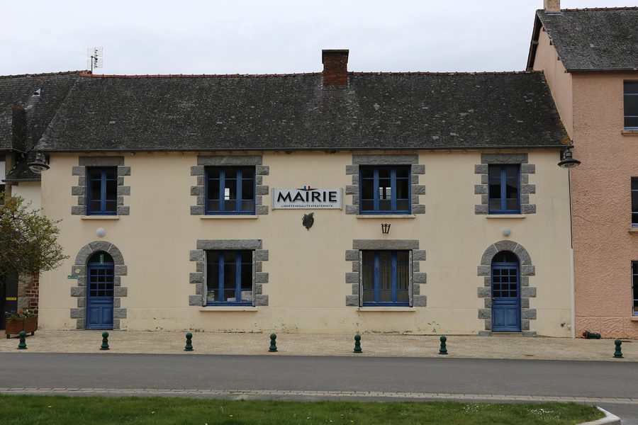 Rathaus von Illifaut in der Bretagne