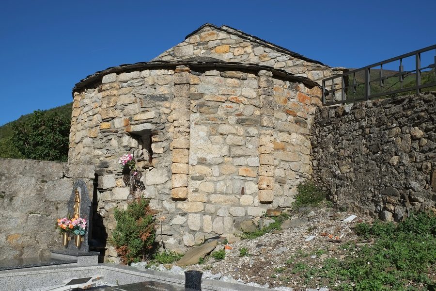 Kirche in Aneto, einem Ortsteil von Montanuy in der Provinz Huesca in Aragonien