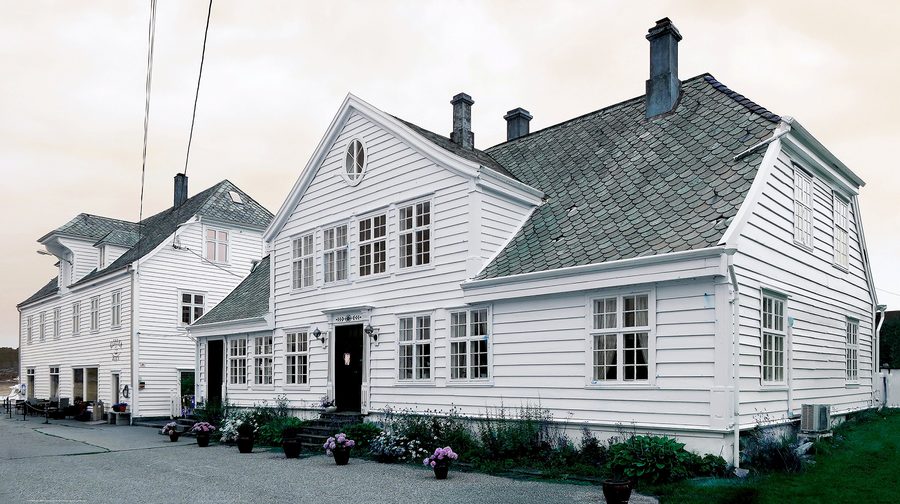 The main buildings at the trading post of Glesvær on Sotra in Øygarden