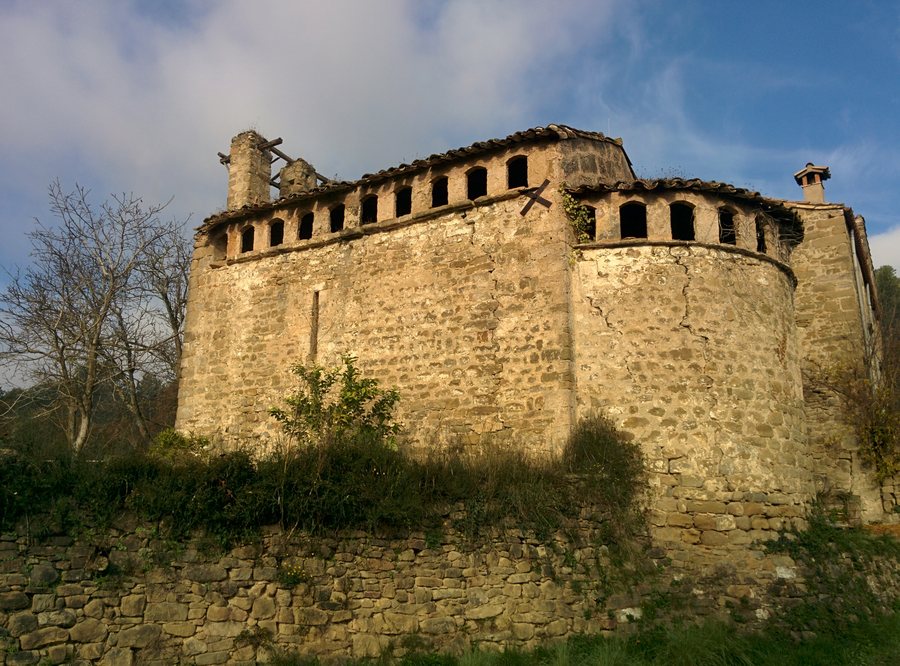 File:Sant Maurici de Calç - Pujarnol (Porqueres) 1.jpg
