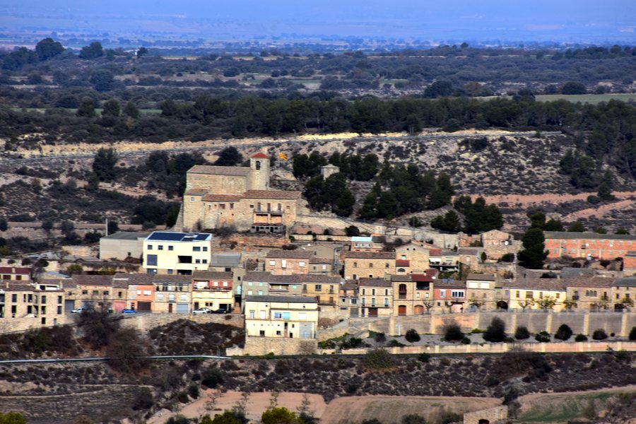 File:Montornés de Segarra, els Comalats, Lleida.jpg