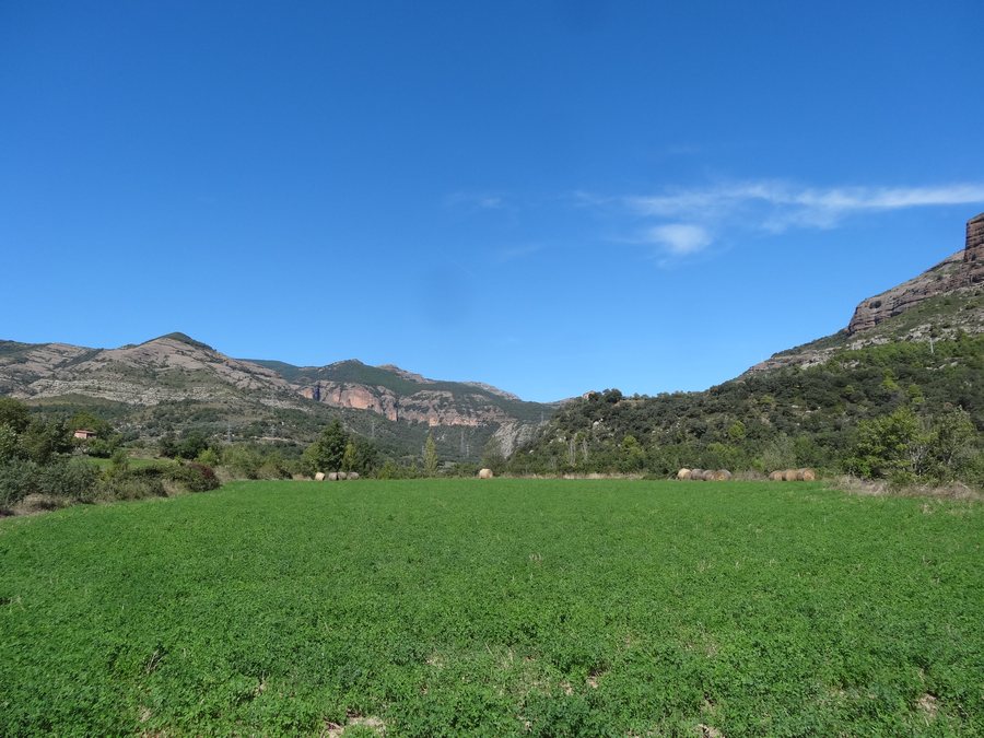 File:La Pobla de Segur, Lleida, Spain - panoramio (1).jpg