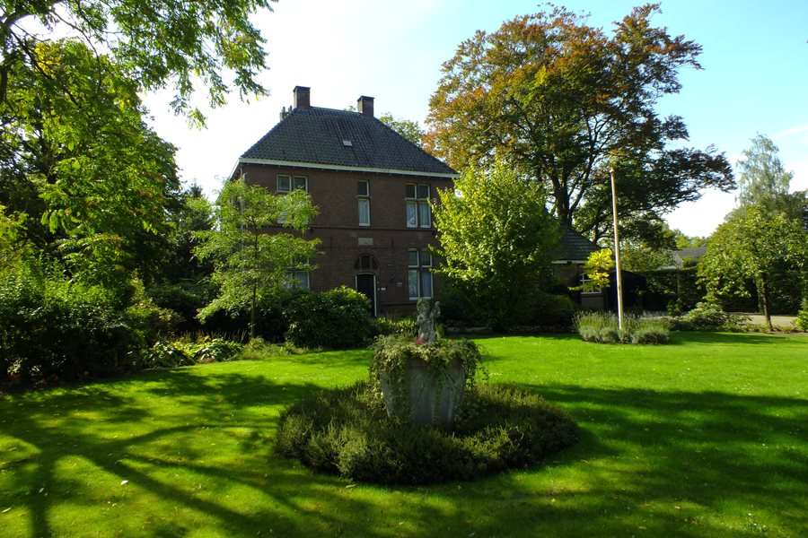 File:T.T Pastorie Gemonde (2).JPG