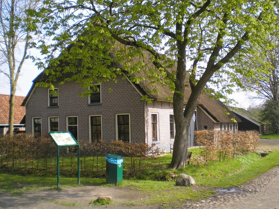 File:Museumdorp Orvelte Drenthe Nederland-01.JPG