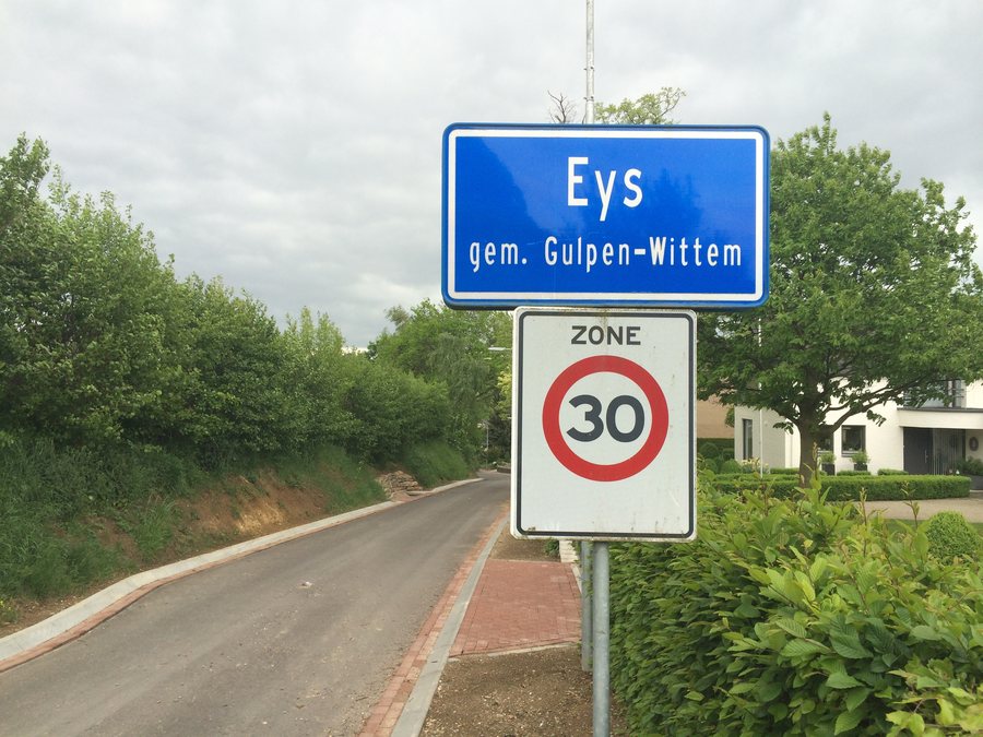 File:Village sign of Eys, Netherlands 2.JPG