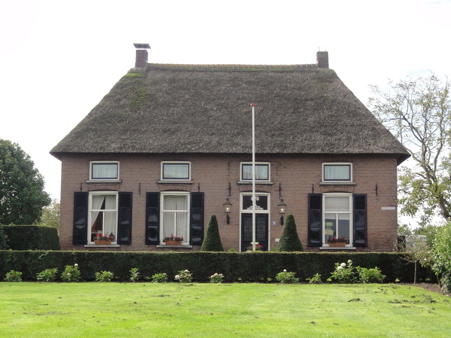 File:Macharen Rijksmonument 516610 boerderij Hoefstraat 26.JPG