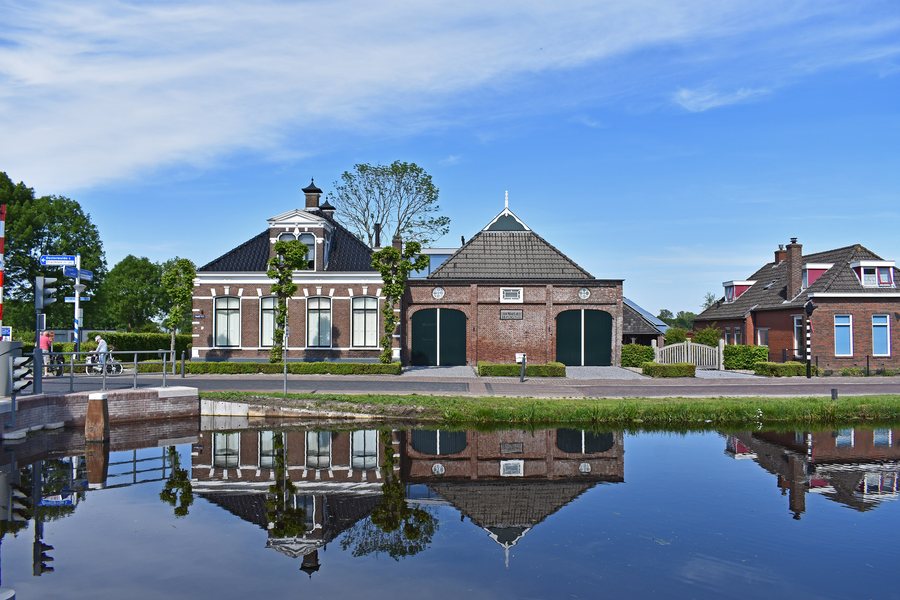 File:Appelscha Woonhuis Tjoemboeloeit.jpg