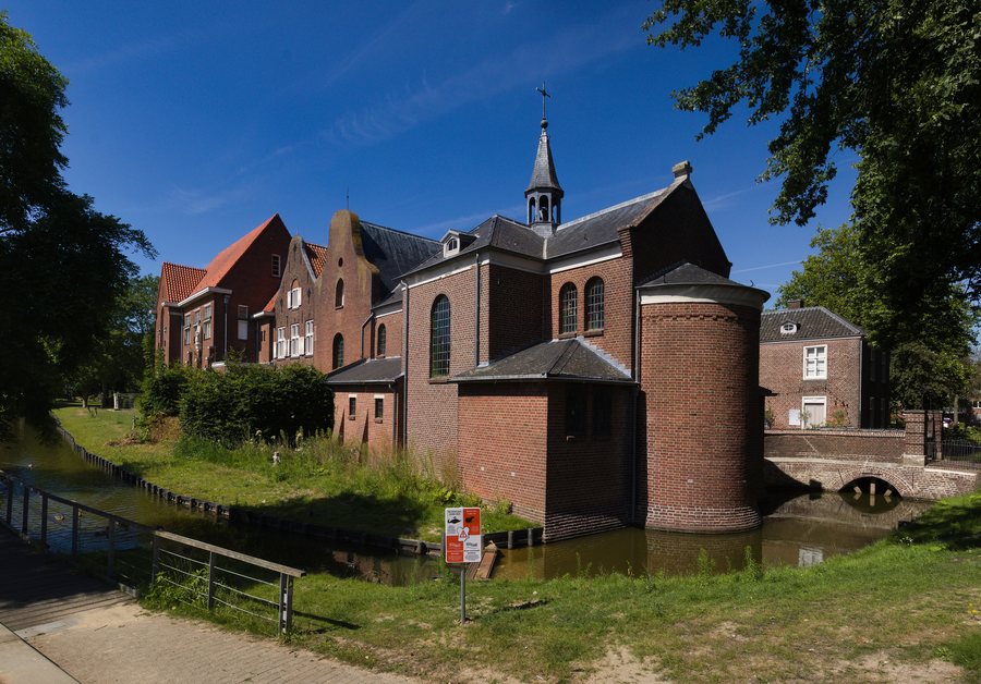 File:De kapel van Huize de Weijer te Boxmeer.jpg