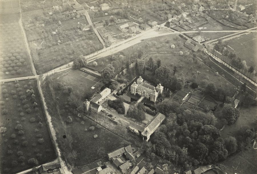 File:NIMH - 2155 002954 - Aerial photograph of Born, The Netherlands.jpg
