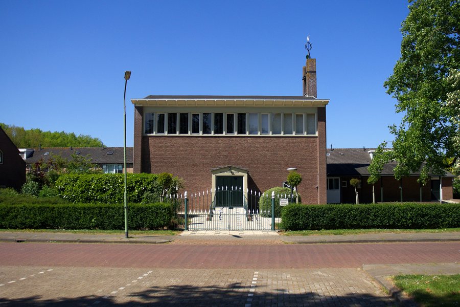 File:De Hervormde kerk te Dussen 2.jpg