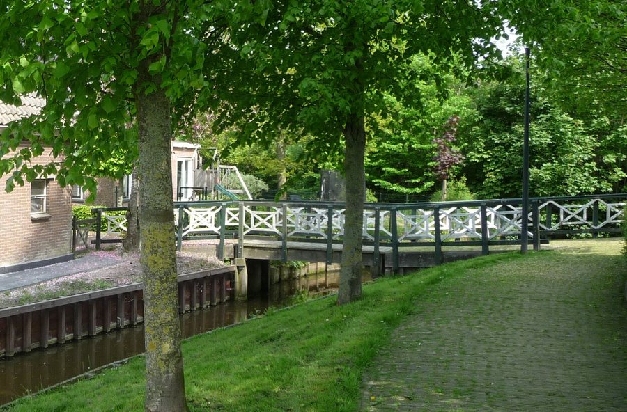 File:Easterein-Oosterend brug 14052023.jpg