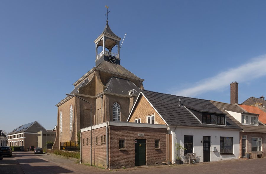File:Drimmelen-Hooge Zwaluwe, de Protestantse kerk RM22205 IMG 0780 2022-03-28 14.43.jpg